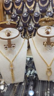 #dubai #fashion #ذهب #newcollection #dxb #sharjah #syria #uae لتكوني رائعة، عبري عن نفسك وكم أنت مميزة من خلال الأطقم الايطالية الجديده النابضة بالحيويه و الجمال من العيار 18 قيراط 
 نتمنى ان تنال اعجابكم ........
مجوهرات كنوز الدنيا 
الشارقة السوق المركزي 
📍Address : Sharjah _ Central market _ block 5 
For more information please send messages inbox or call us at 👇🏻
📱0564457766