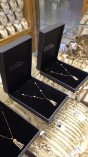 #نتميز_عندما_يتشابه_الآخرون #newcollection #fashion #sharjah #gold